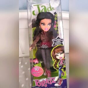 BRATZ 10th ANNIVERSARY Fashion DOLL  JADE